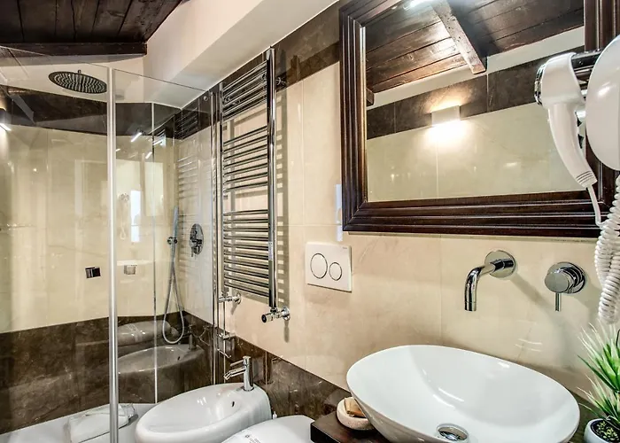 Boutique Relais Barozzi & Гостевой дом Рим