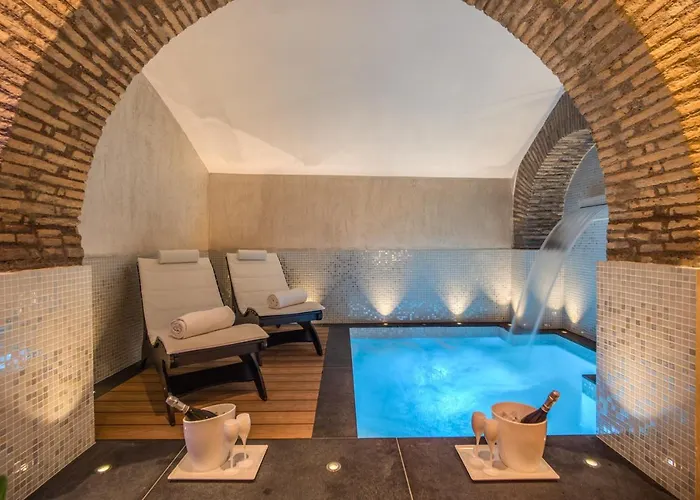 Boutique Relais Barozzi & Гостевой дом Рим