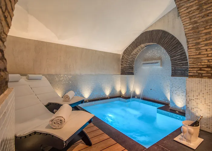 Boutique Relais Barozzi & Гостевой дом Рим